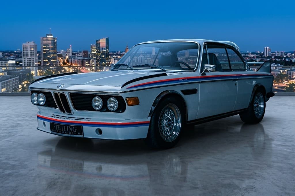 Rooftop blue hour, example scene direction